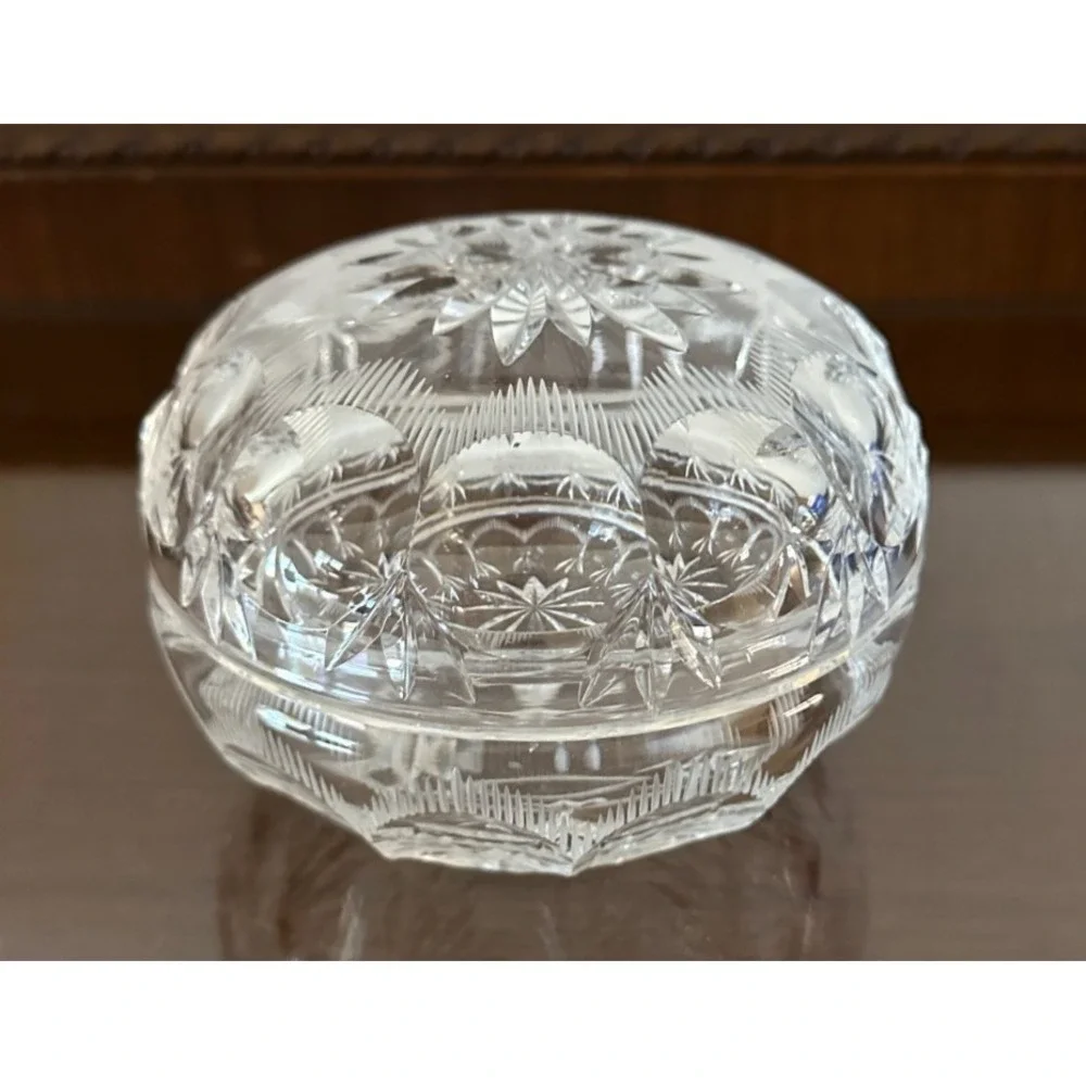 Vintage Cut Crystal Trinket Box Lidded Clear Glass Round Vanity Decor Dish 5x3.5